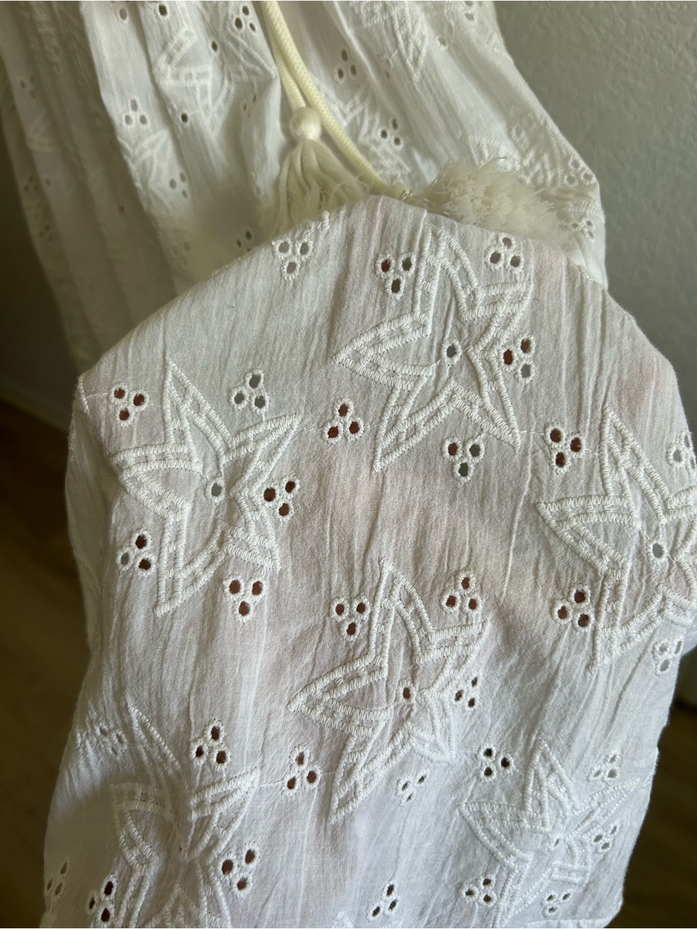 Sitano White Eyelet Starfish Ruffle Tier V-neck Sleeveless Midi Dress - Picture 6 of 7